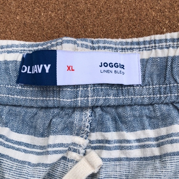 Linen-Blend Jogger Shorts 7-inch inseam - Picture 3 of 7